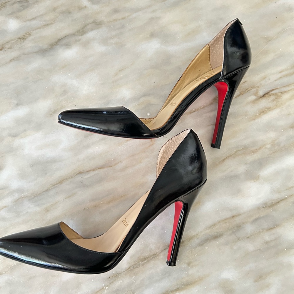 Christian Louboutin Black leather Pointed Stiletto Pumps with Red Soles - Picture 3 of 10